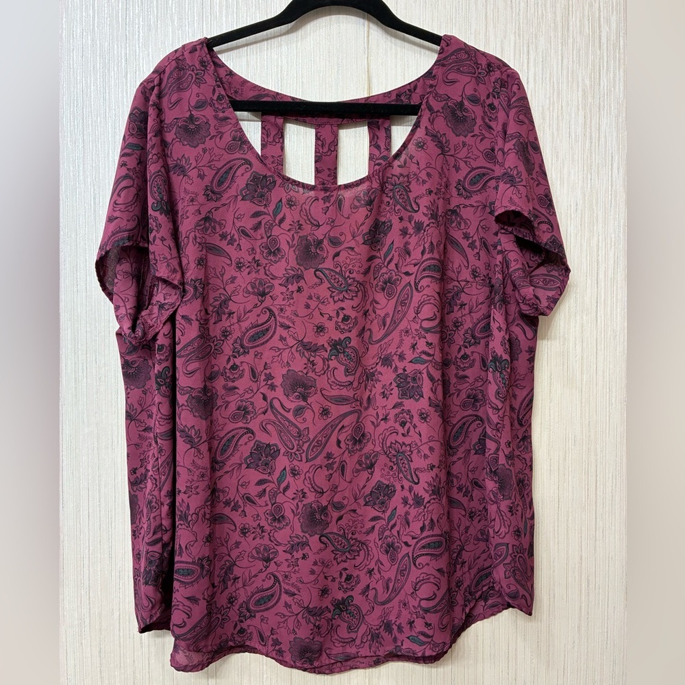 Torrid Plus Size 2 Blouse‎ Bundle (2X/2XL) - Flowy, Floral & Paisley Print Tops - Picture 11 of 14